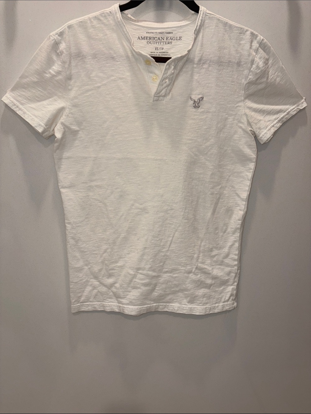 American Eagle Outfitters White Short-Sleeve Henley Tee